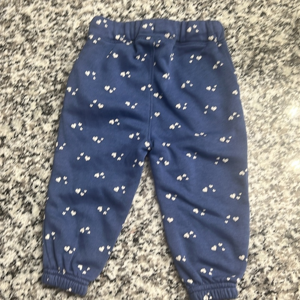 Baby Girl Old navy sweat pants with functional drawstring. size 12-18 months - Picture 2 of 4